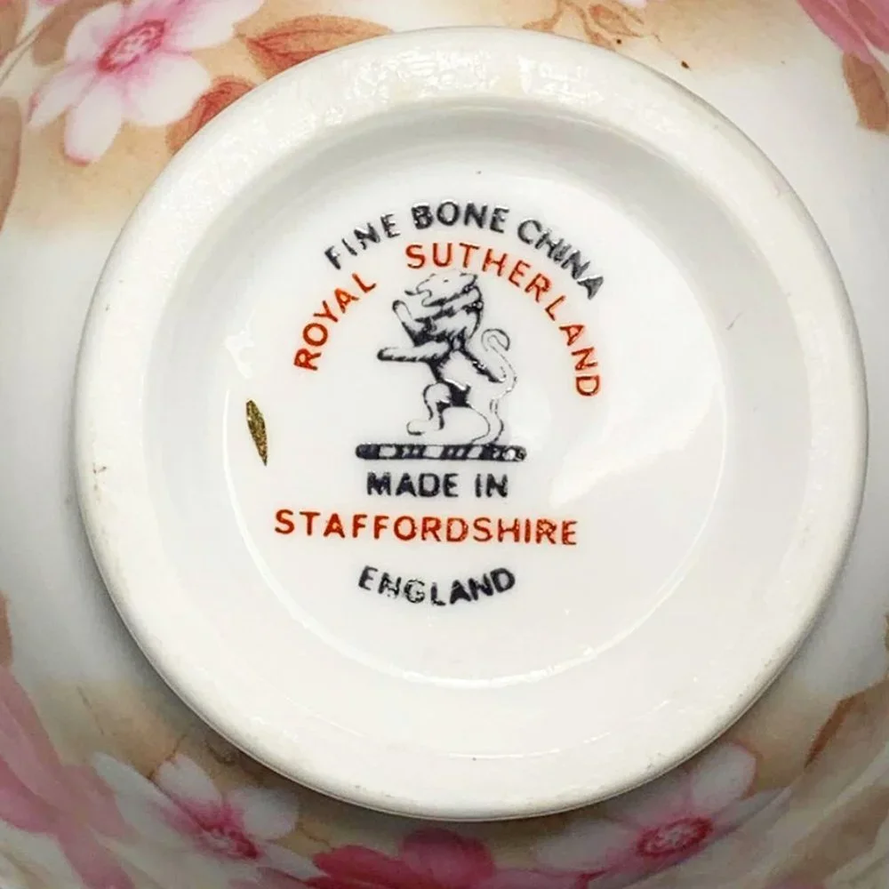 HERE'S THE TEA - Picture 7 of 12